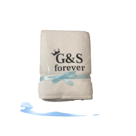 מגבת גוף ממותגת